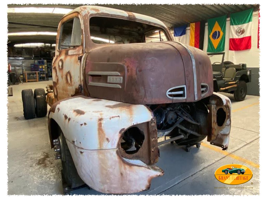 Ford COE 1948 2